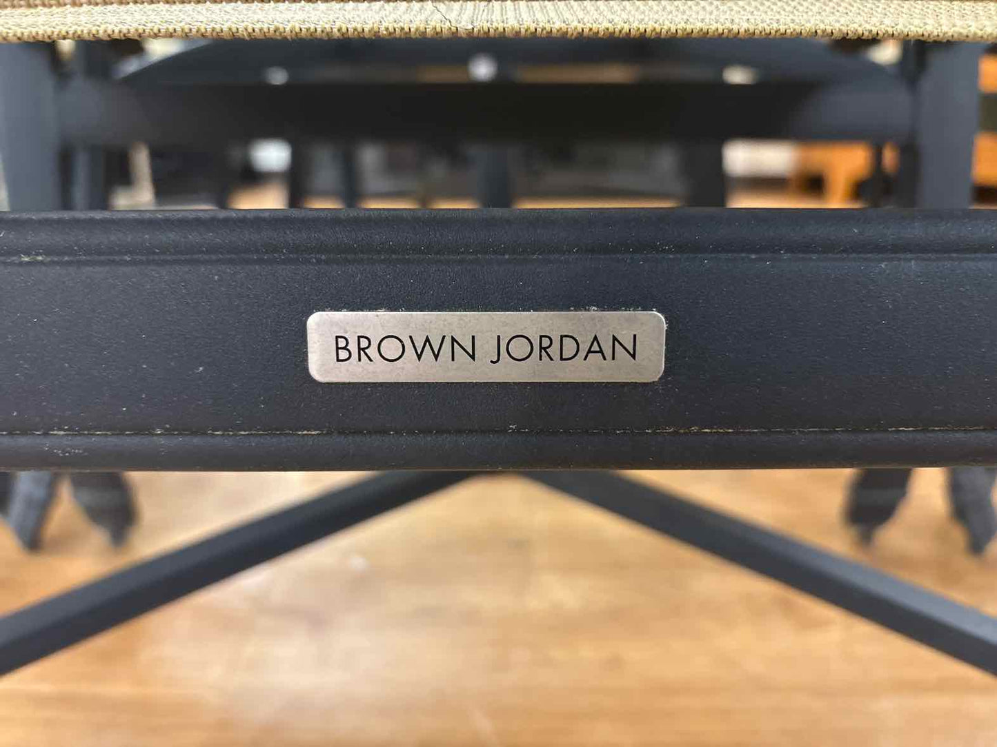 Brown Jordan Outdoor Dining Set