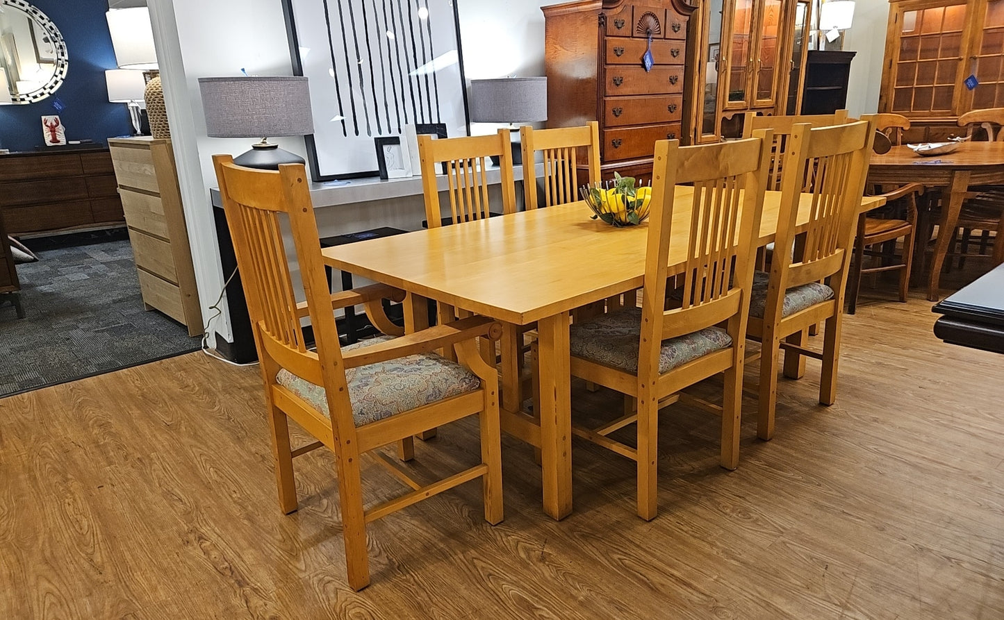 Pompanoosuc Mills 'Brandon' Mission Style Dining Set