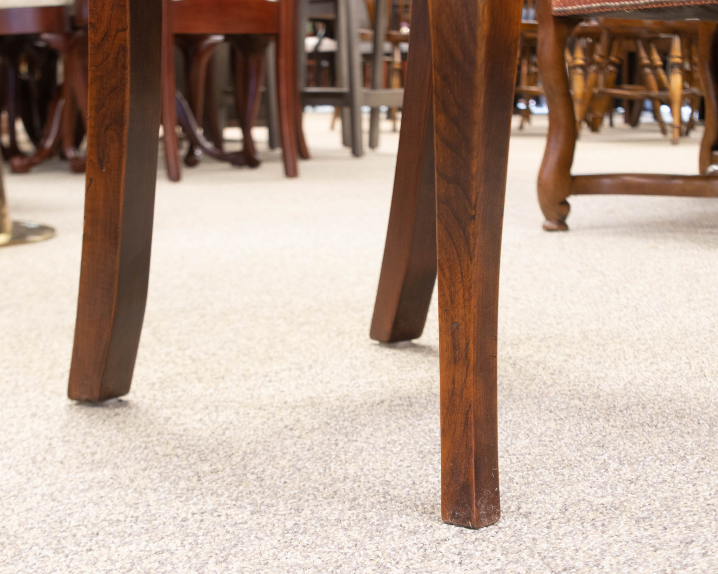 Dillon & Co English Dining Table with 2 Leaves & Set of 8 Wheat Shaff Chairs