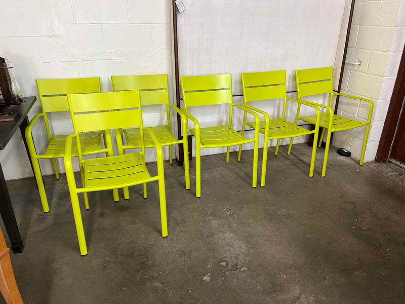 Set of 6 Green Outdoor Stacking Chairs