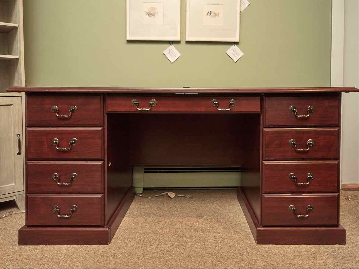 Cherry Finish Veneer  6 Drawer Desk