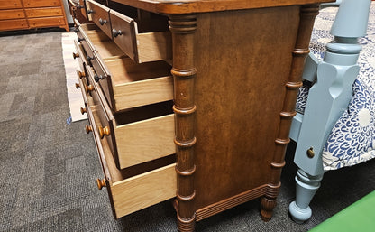 Lane Furniture 10-Drawer Dresser