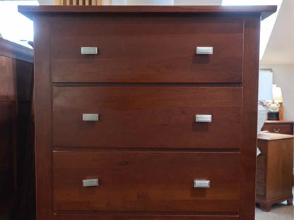 Vaughan Bassett Cherry Lingerie Chest