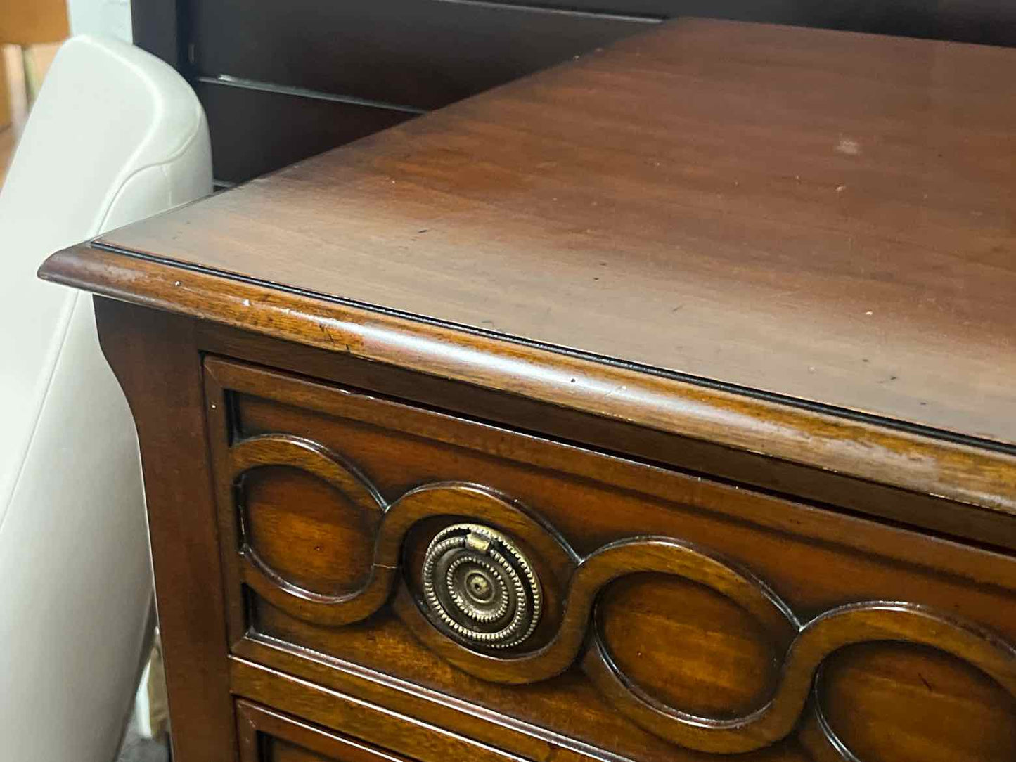 Federal Style 4-Drawer Bachelor's Chest