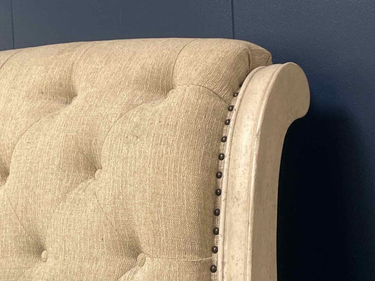 Rooms To Go'Armitage' Queen Sleigh Bed