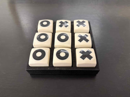 Small Tic-Tac-Toe in Ivory & Black