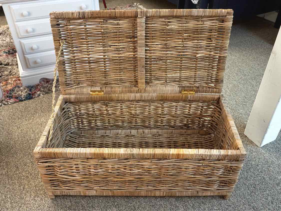 Coastal Wicker Trunk