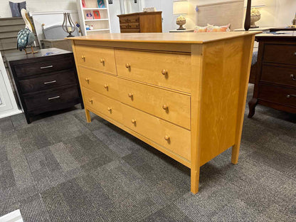 Maple six drawer Dresser w/ wooden knobs