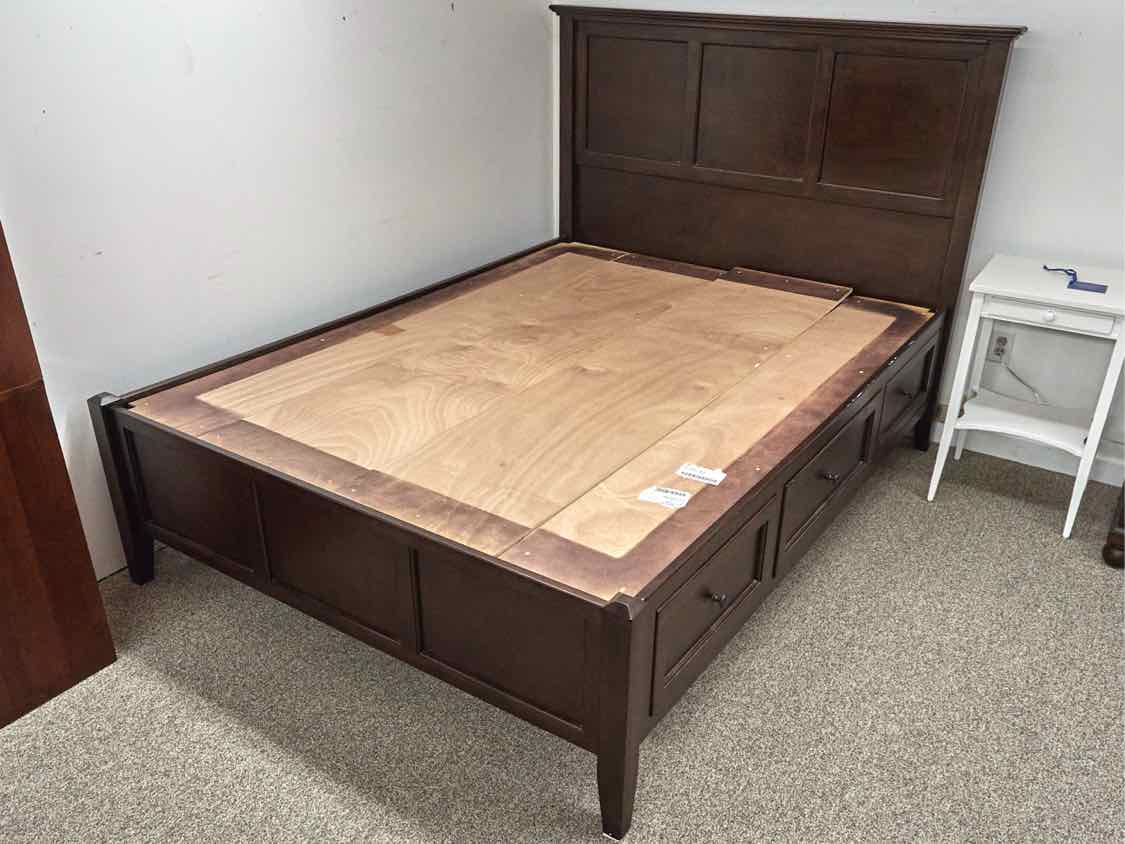 Boston Interiors Queen 'Whittier' Platform Storage Bed