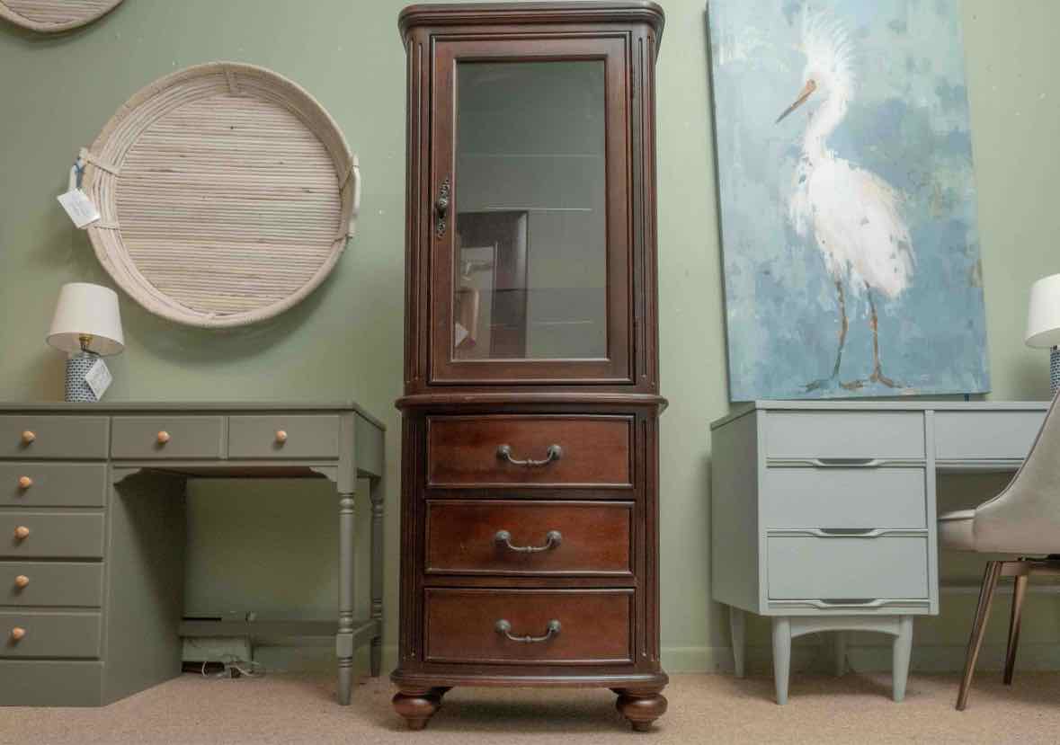 Euroclassique Mahogany Finish Curio Display Cabinet