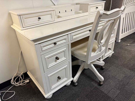 Pottery Barn 'Chelsea' Desk and Chair Set