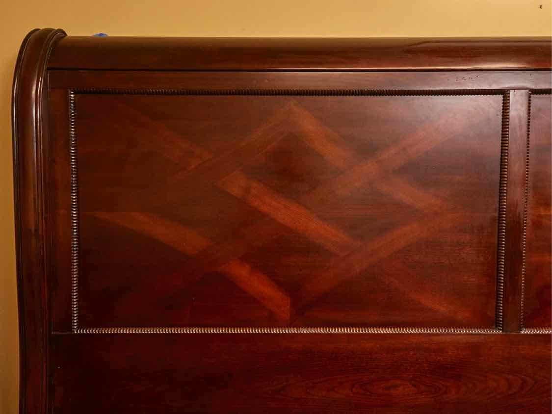 Bassett King Sleigh Bed in Dark Stain Finish