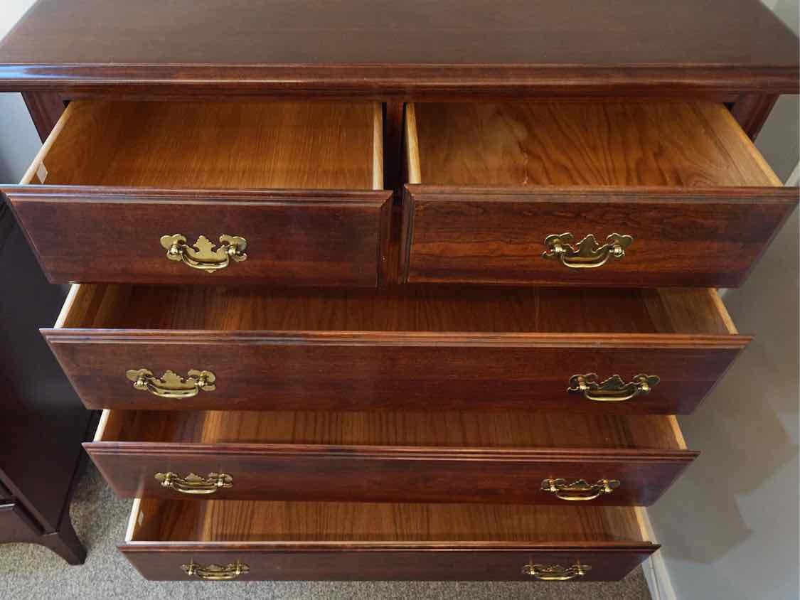Cherry 7 Drawer Dresser with Gold Hardware