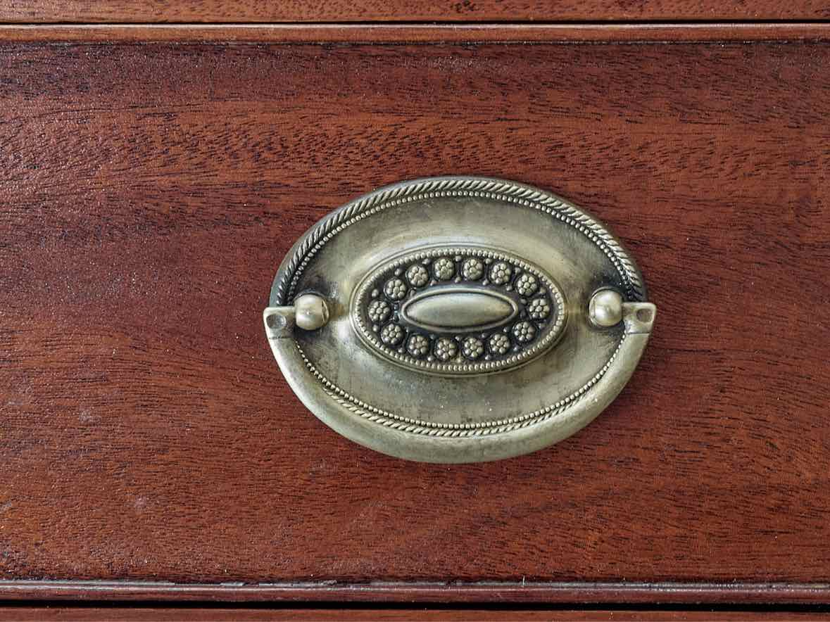 Kindel Mahogany 8 Drawer Chest on Chest