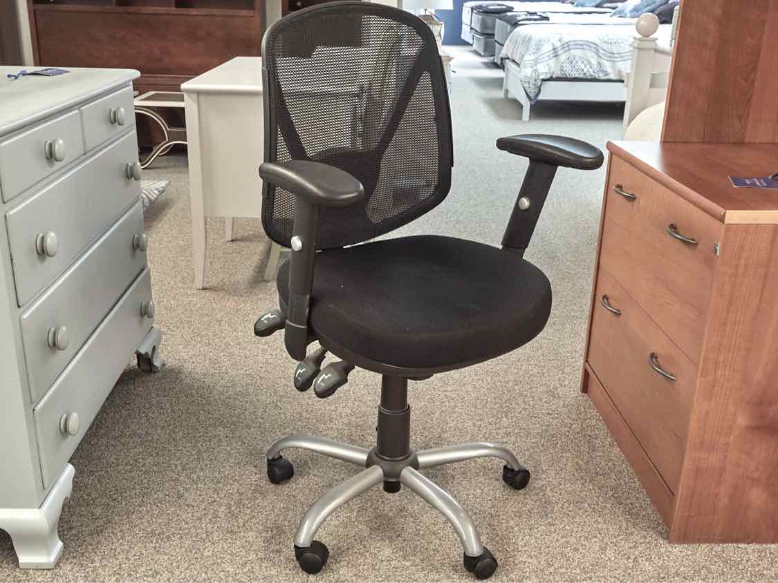 Adjustable Black Mesh Office Chair