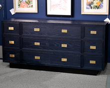 Tommy Hilfiger Dresser