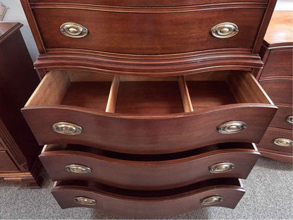 Morganton Mahogany Serpentine 6 Drawer Tall Chest