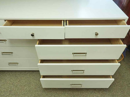 Gat Creek "Tidewate"r 9 Drawer Maple Dresser in Classic Snowdrift Finish