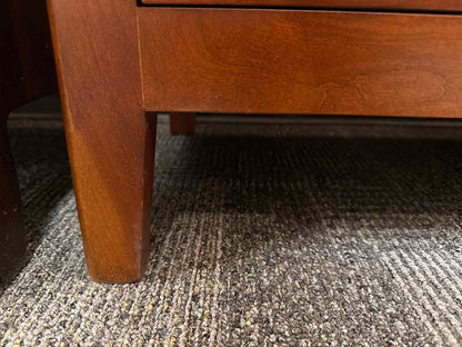 Kincaid Pair of 'Park' Cherry Nightstands