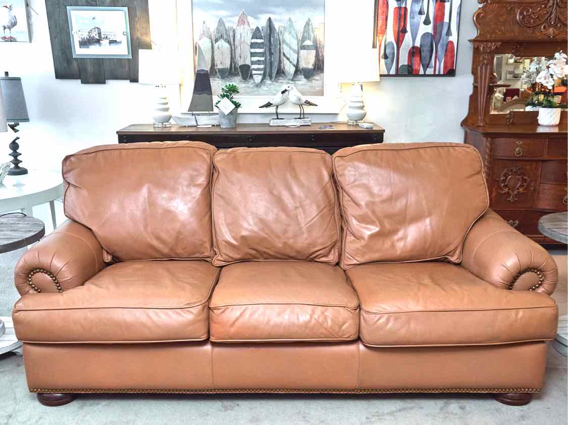 Drexel Pelle 'Russet' Leather 3 Cushion Nailhead Trim Rolled Arms Sofa