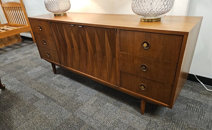 American Of Martinsville MCM 9-Drawer Dresser