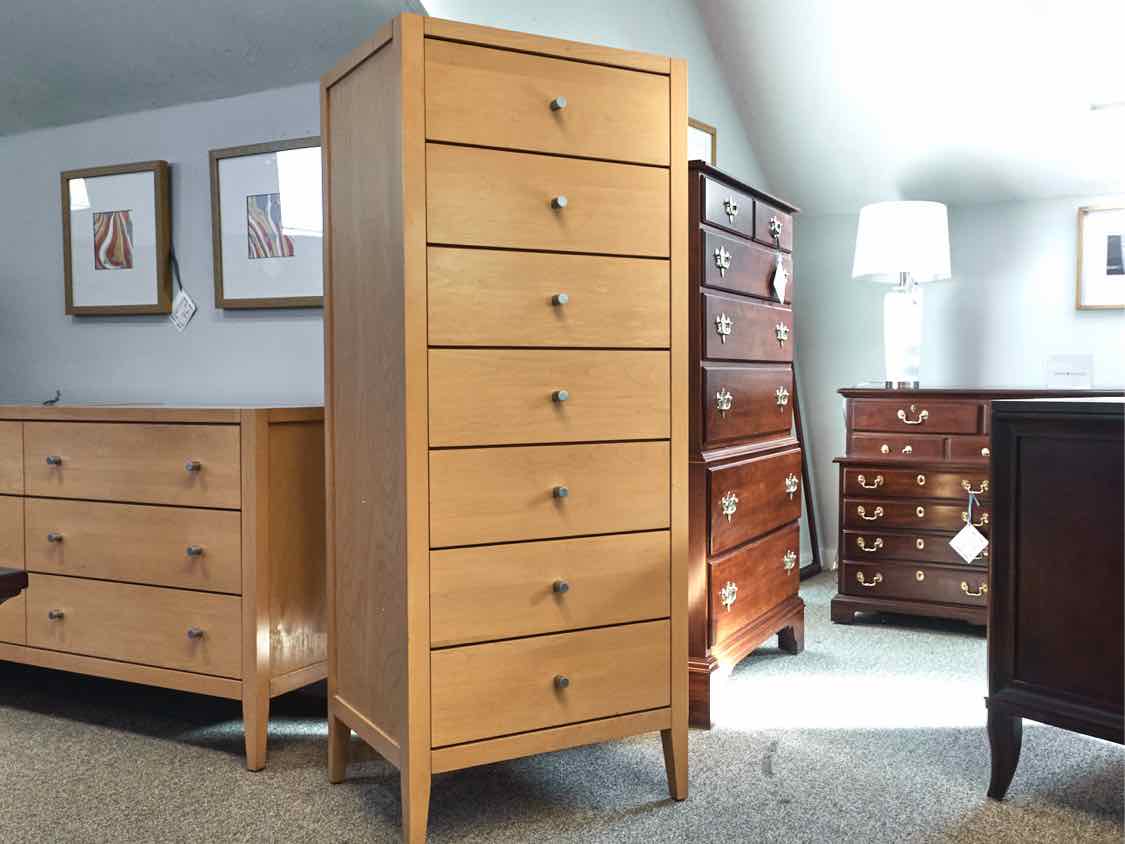 Baronet Lingerie Chest in Maple with Glass Top & Brushed Nickel Pulls