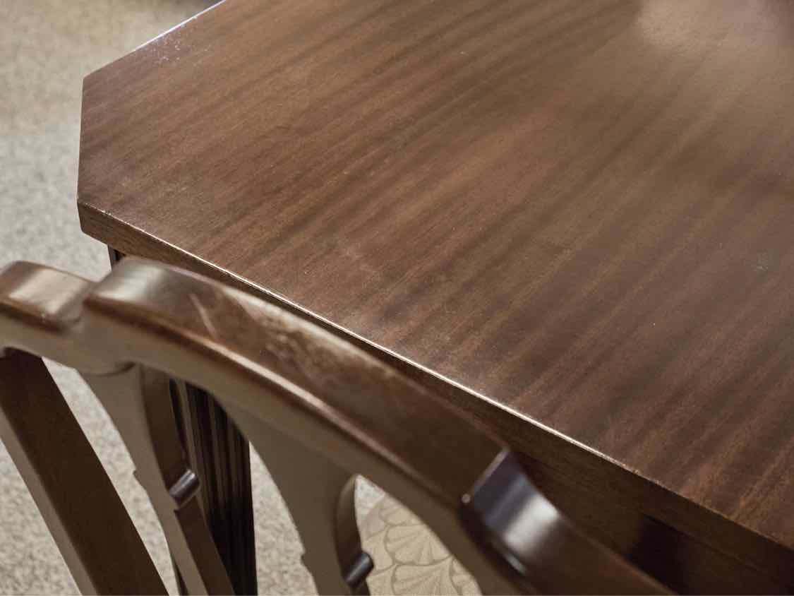 Grand Rapids Mahogany Dining Table & Set of Five Wheatsheaf Back Dining Chairs
