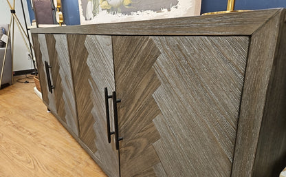 Martin 'Palisades' 4-Door Console