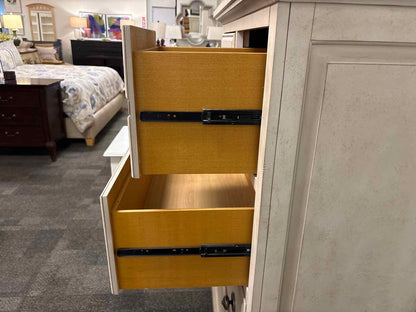 Liberty 'High Country' Chest of Drawers