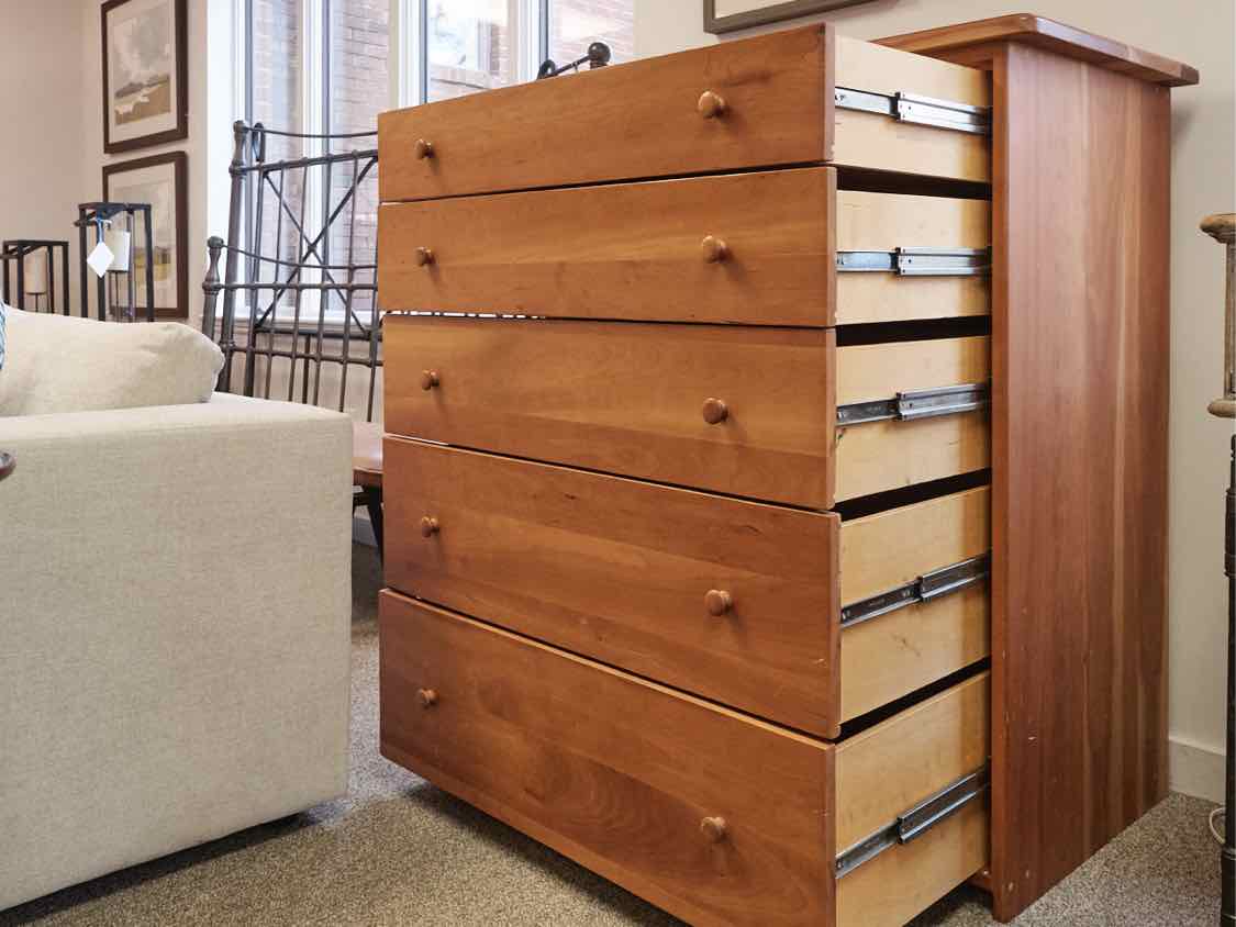 Pompanoosuc Mills Cherry Five Drawer Chest
