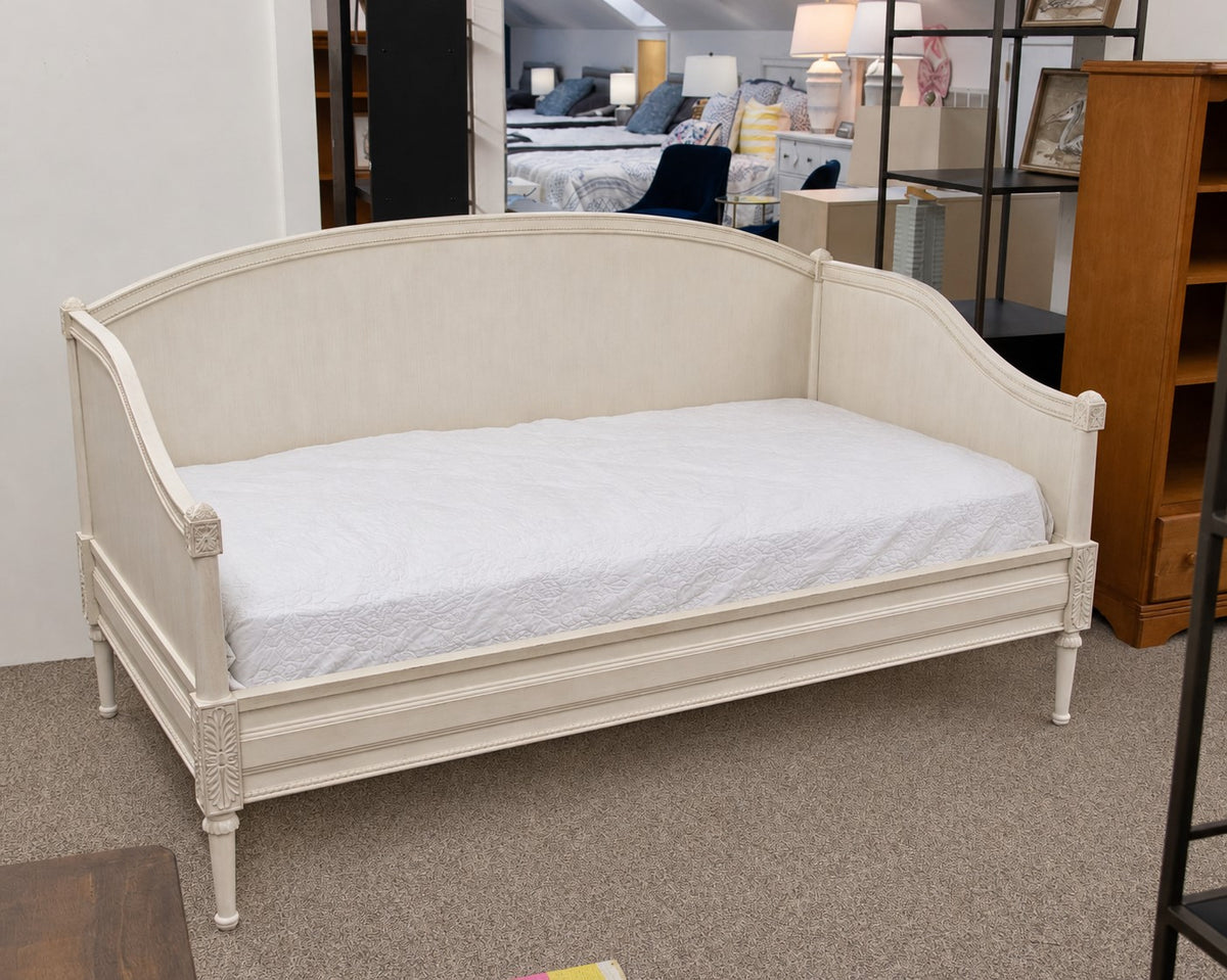 RH Teen ' Bellina'Arched Panel Daybed
