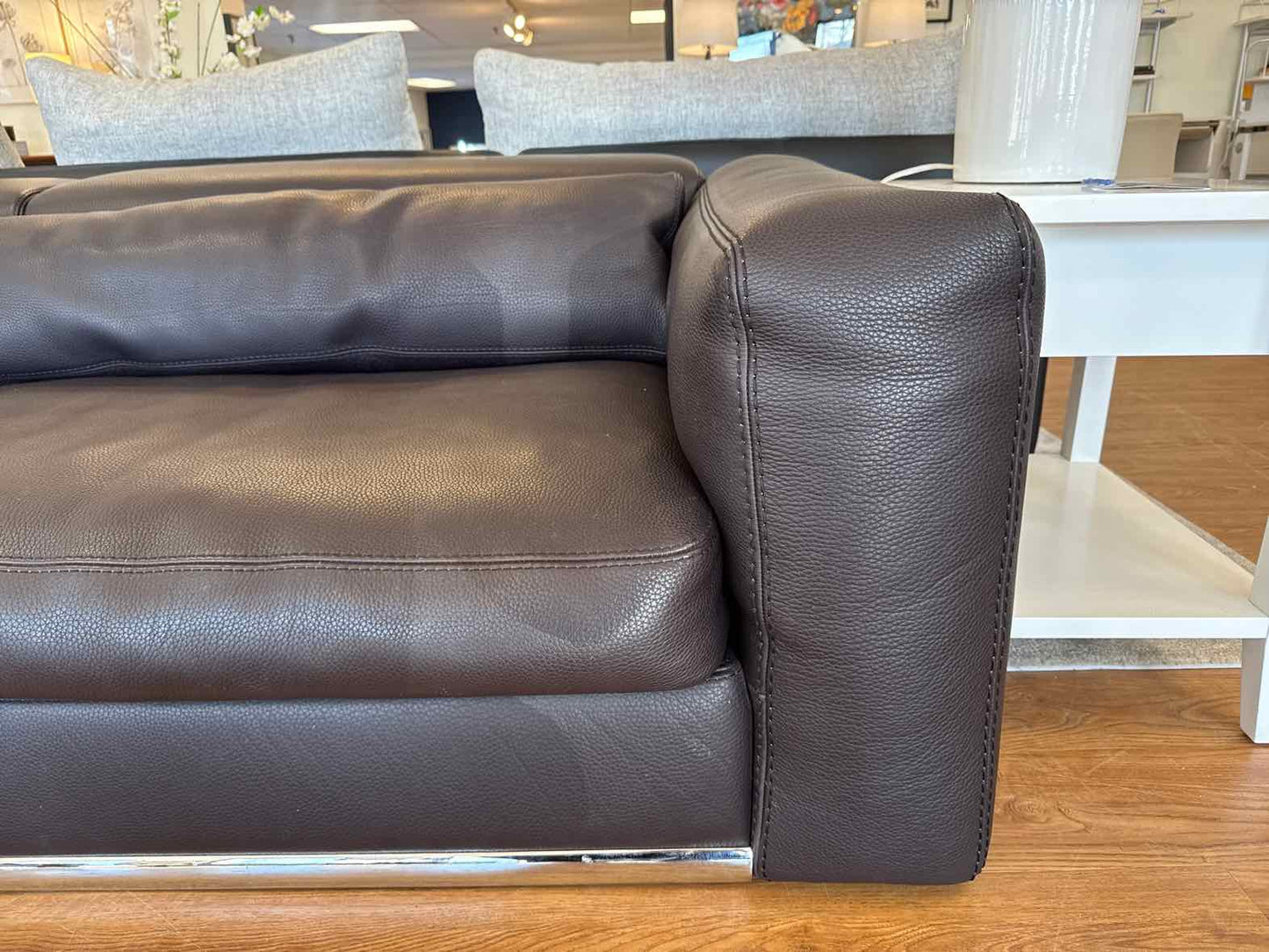 Cierre 'Symphony' Italian Leather Sectional