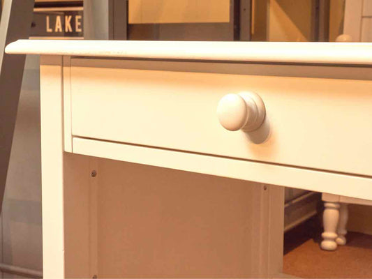 Pottery Barn Catalina White 3 Drawer Beadboard Side Accents  Desk