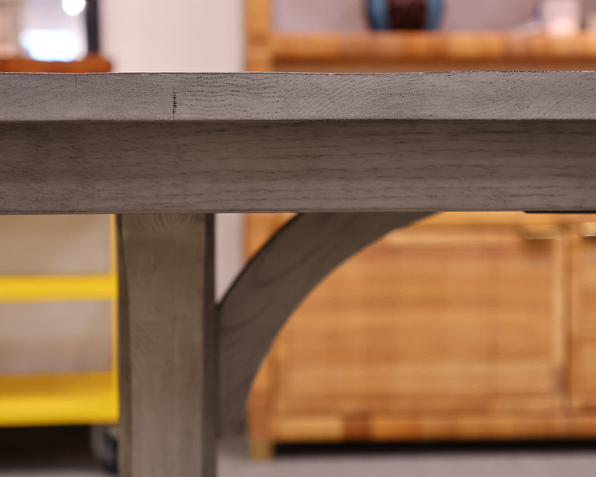Ethan Allen Corin Trestle Extension Dining Table