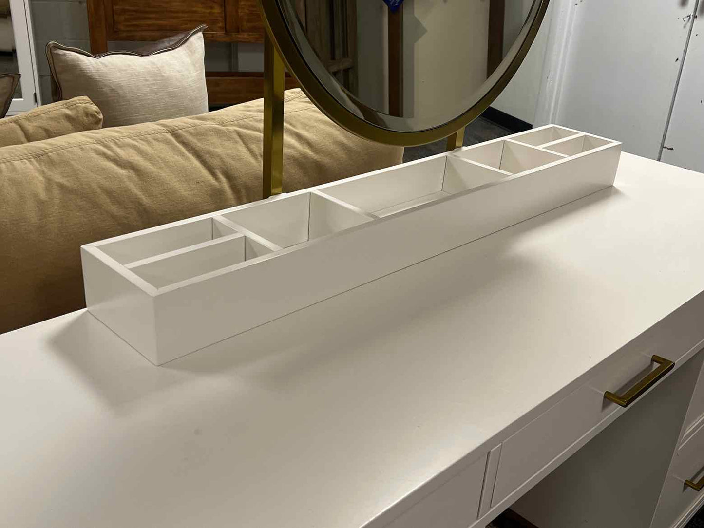 White Lacquer Vanity w/ Mirror