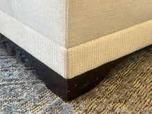 Holly Hunt 'Carlyle' Chair