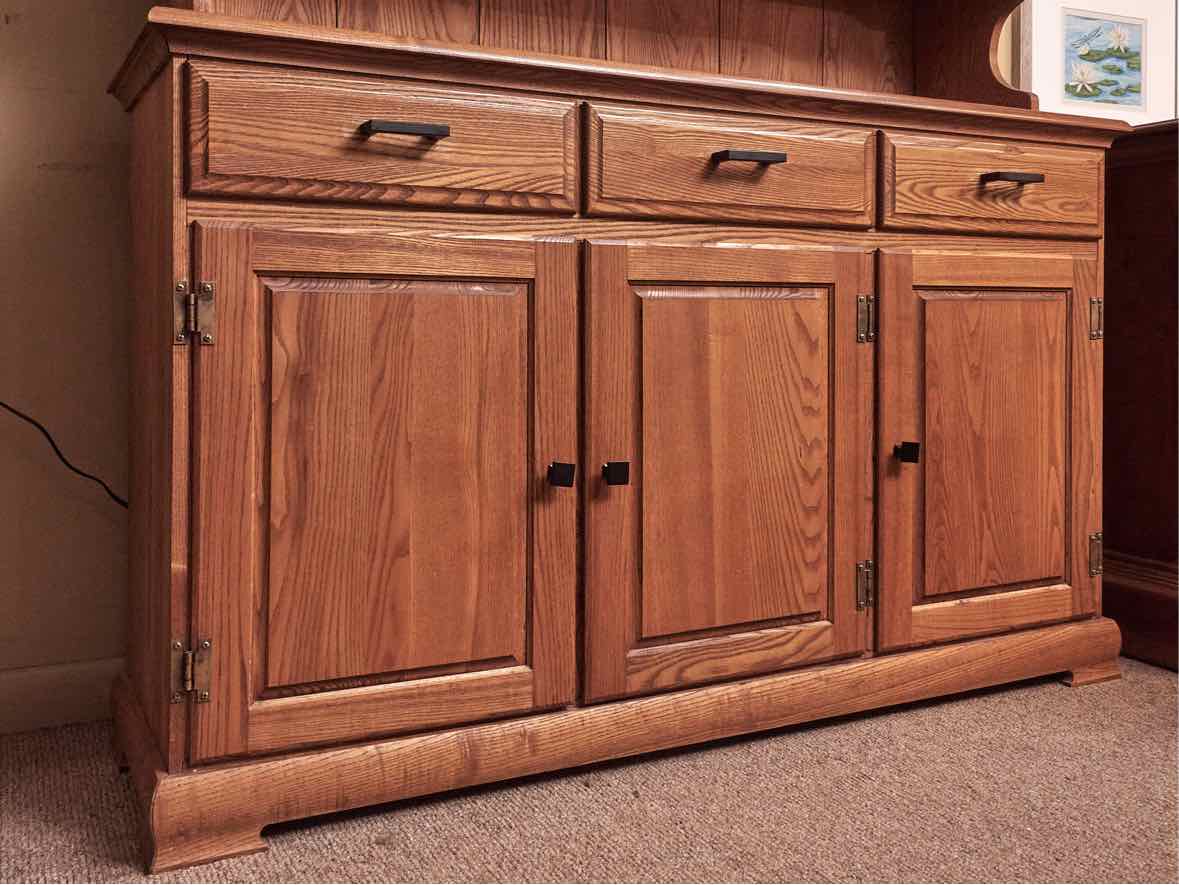 Bent Bros Colonial Oak  Hutch with 3 Glass Pane Doors & Dental Molding