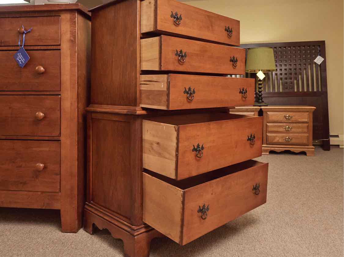 Maple 3 Over 2 Drawer Chest