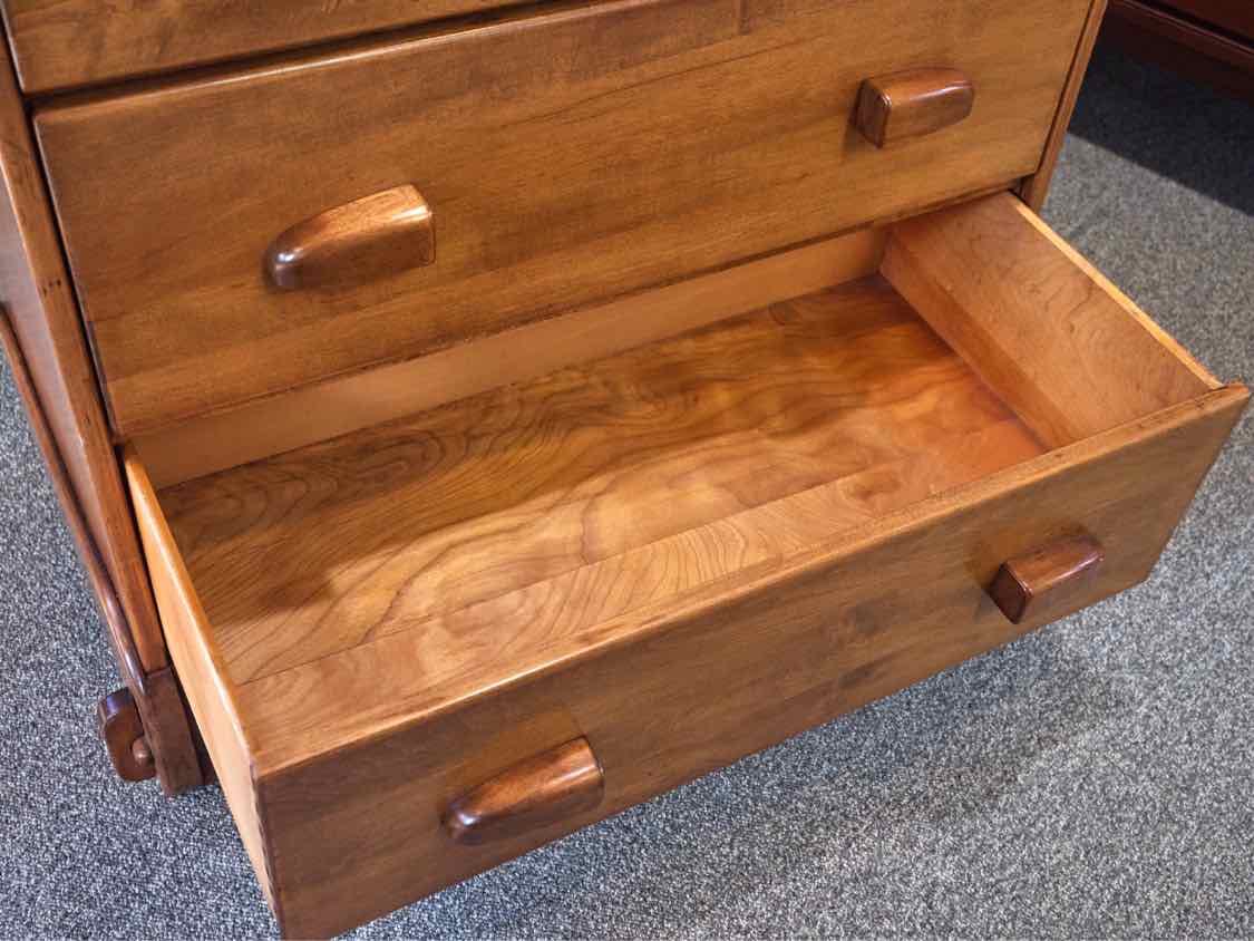 Solid Rock Maple Chest