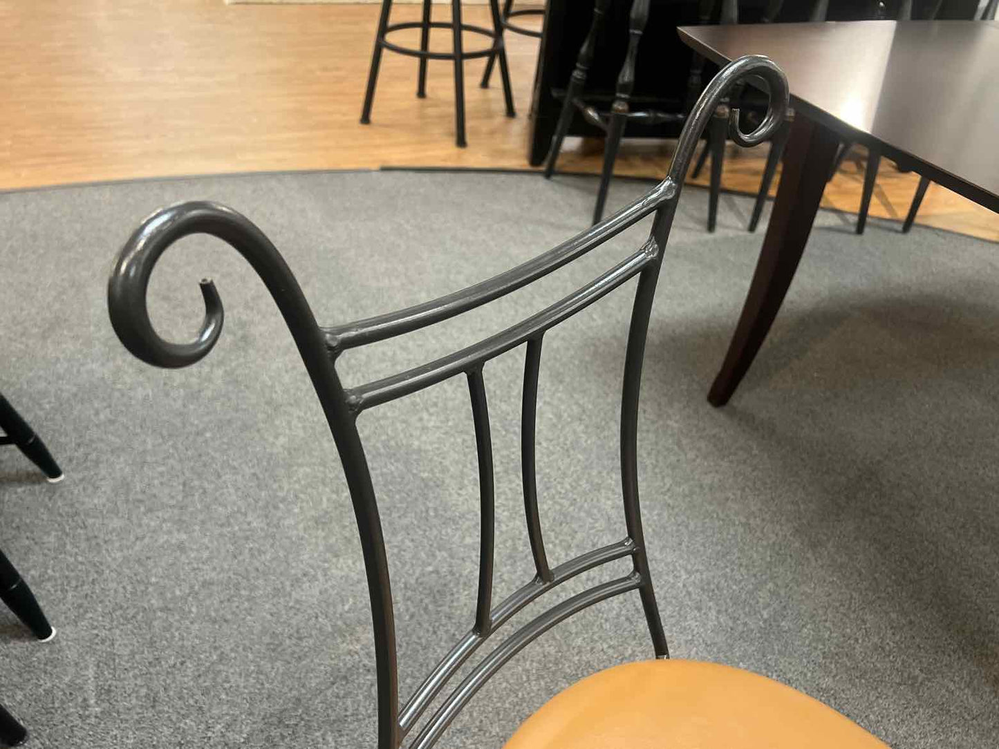 Stone County Ironworks Iron and Glass Dining Table w/ 4 Chairs