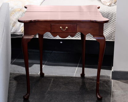 Mahogany Flip Top Cookie Cutter Corners Accent Game Table