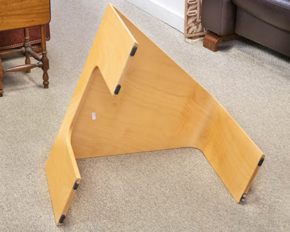 Ekornes Corner Table in Maple