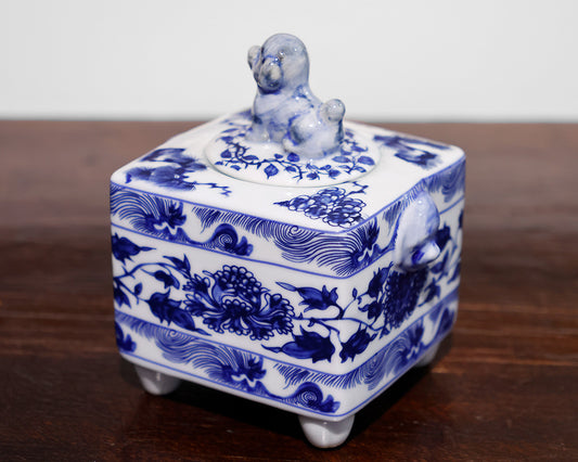 Blue and White Porcelain Dog Jar
