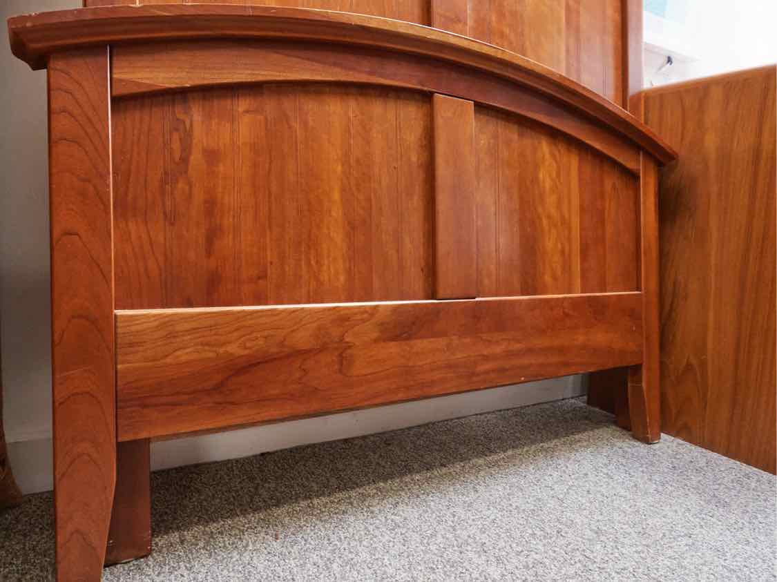 Pottery Barn Stained Ash Arch Twin Bed