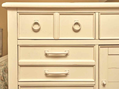 Klaussner 'Carolina Preserves' Ivory Finish 9 Drawer Dresser