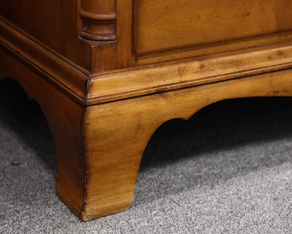 Old Meeting House Furniiture 4-drawer Dresser & Mirror