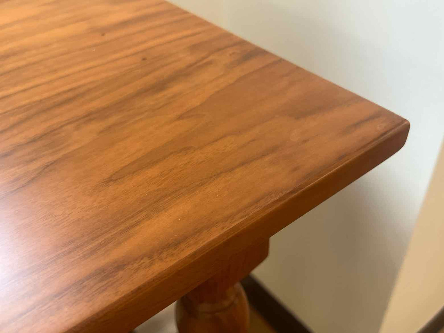 Vaughan Benz Colonial Console