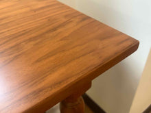 Vaughan Benz Colonial Console