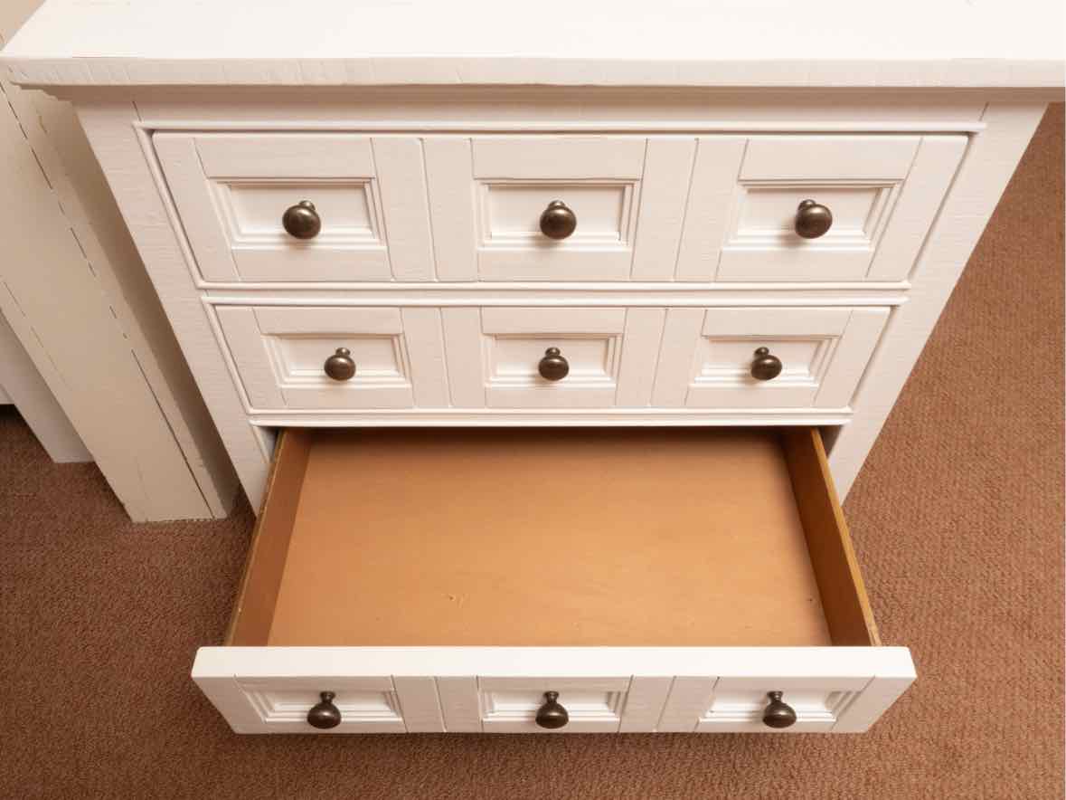 White Finish 3 Drawer Bedside Chest