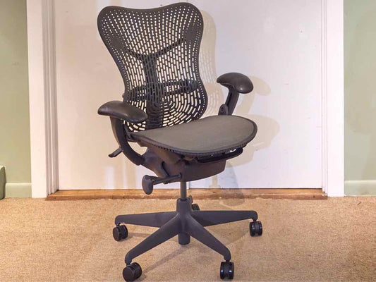 Office Chair With Arms & On Wheels